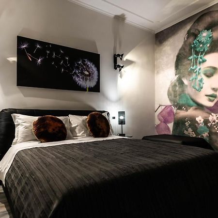 Trevi & Pantheon Design Rooms Rome Extérieur photo