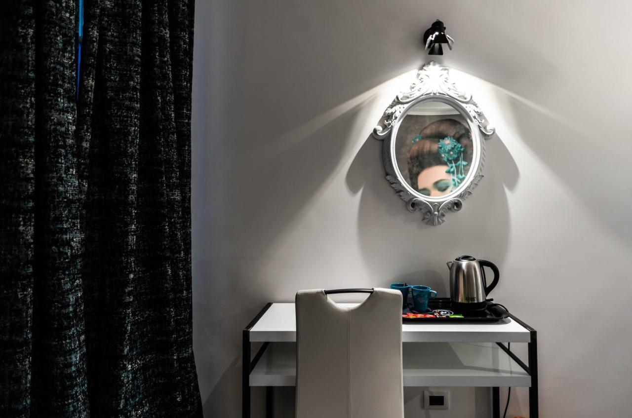 Trevi & Pantheon Design Rooms Rome Extérieur photo